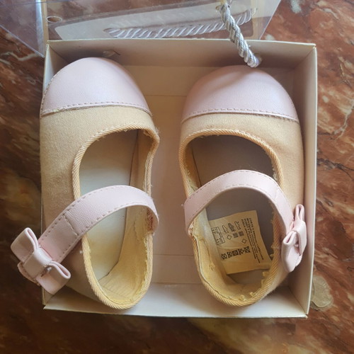 Bebe shoes size 17 like new