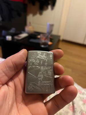 Zippo lighter