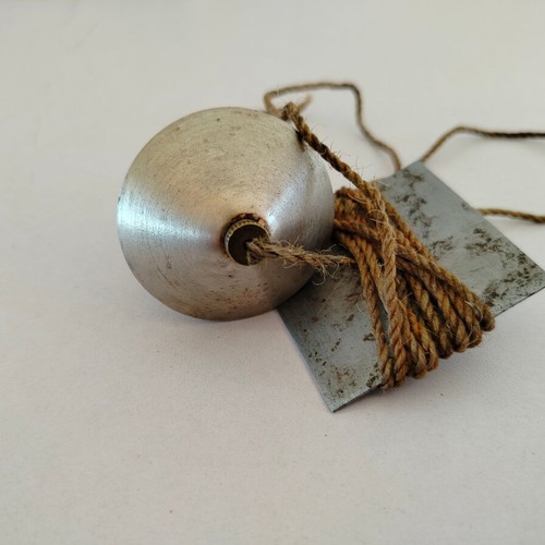 Plumb bob tool used for construction and engineering