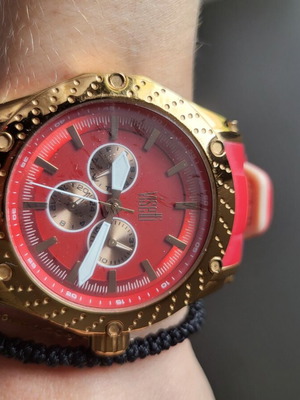 Visetti watch red with gold dial like new