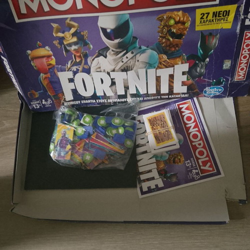 Monopoly Fortnite board game used, for parts only