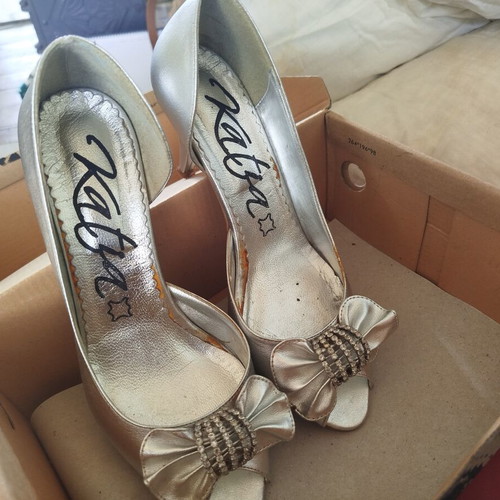 Rafina women's heels size 38 metallic silver