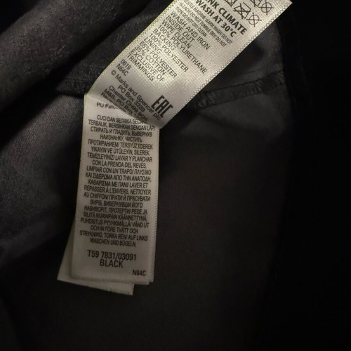 Marks & Spencer skirt black new, size 36