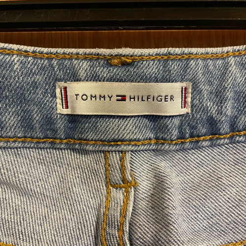 Tommy Hilfiger women's jeans size 31/34 like new