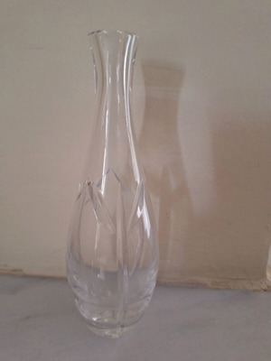 Κρυστάλλινο μικρό μονοθέσιο βάζο Costa Boda σαν καινούργιο