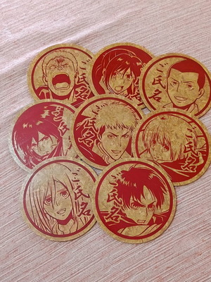 Attack on Titan wooden coasters new, 10 centimeters