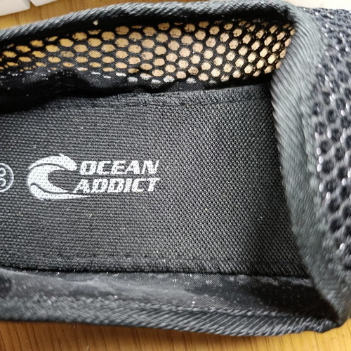 Aqua Track black slip-on shoes with glitter, size 38