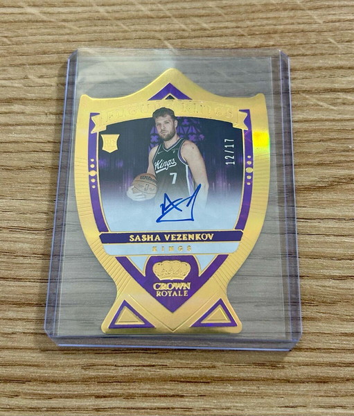 Καρτα με on-card Υπογραφη Sasha Vezenkov Sacramento Kings RC Panini Crown Royale Ολυμπιακος 12/17