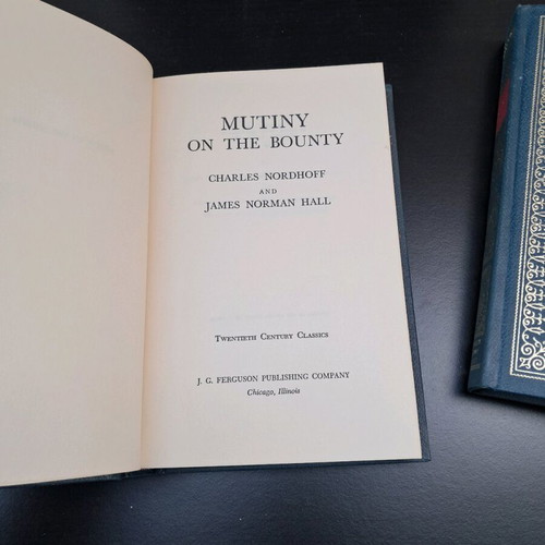 Twentieth century classics 8 volumes like new