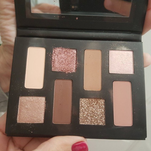 Radiant Natural Collection eyeshadow palette used, multicolor 8gr