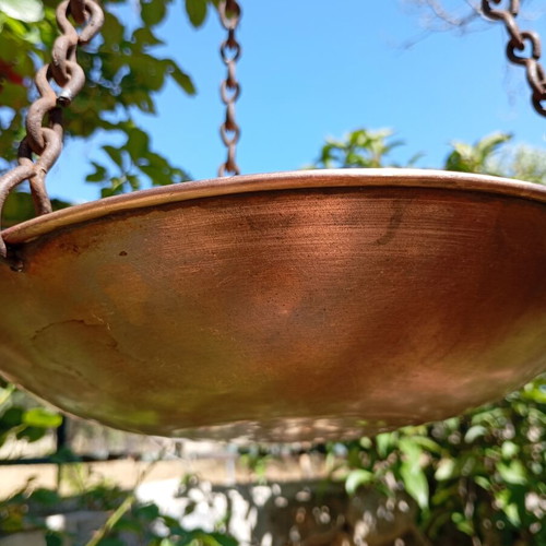 Metal Balance Scale used, 26cm plate diameter, 75cm height