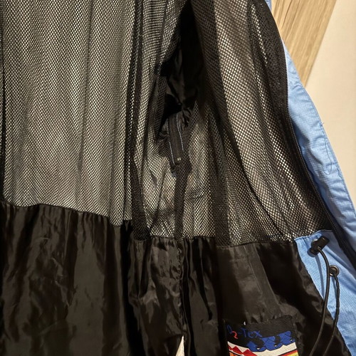 Canadian Husky windbreaker size L used, blue