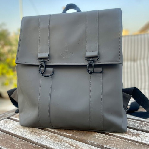 Rains MSN Bag backpack like new, dark grey slate