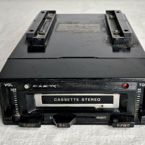 Sanyo FT-4310 car cassette player vintage used