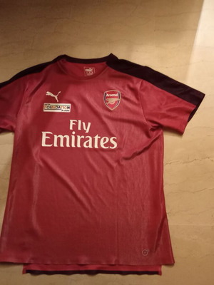 Arsenal jersey XL like new, authentic