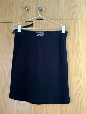 Converse All Star black skirt, elastic waist, size XL
