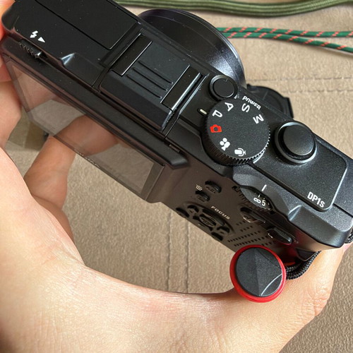Sigma DP1s camera like new, rare model with Foveon X3 sensor