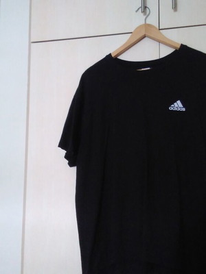 Adidas t-shirt 2XXL like new, black and white, non-authentic