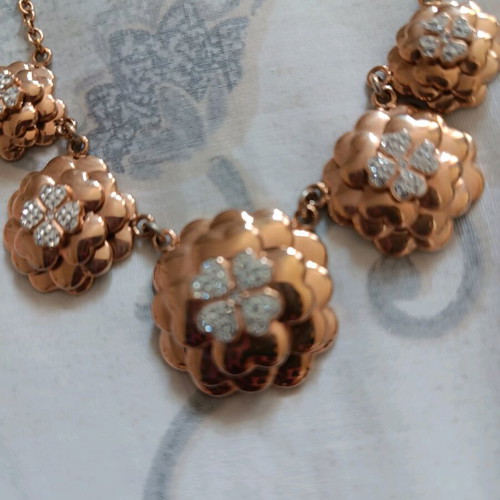 Folli Follie necklace new