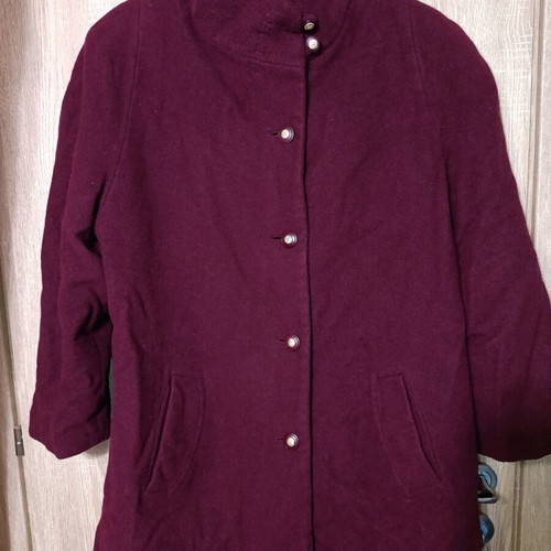 Bordeaux wool cashmere coat like new