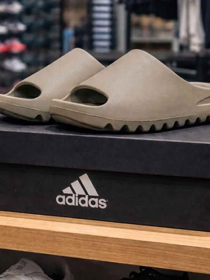 Παντόφλες Adidas Yeezy Slide Bone γυναικεία καινούργια, μέγεθος 38, μπεζ