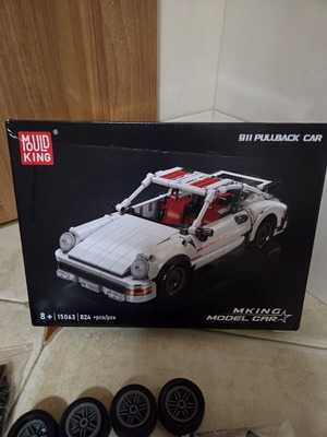 Mould King 911 Pull-Back Car Model Building Kit new