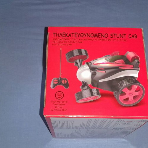 Remote Control Stunt Car new, 360-degree rotation