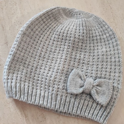 Wool knit hat with glitter girl size 110 H&M like new grey