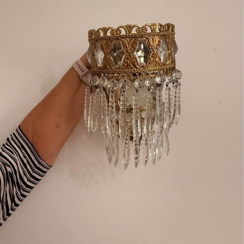 Brass wall lights set like new, pair with crystals