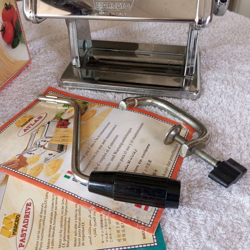 Atlas pasta machine like new, Italian