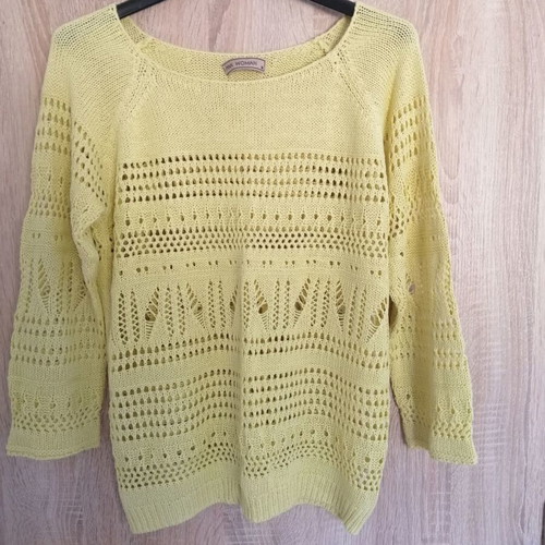 Pink woman sweater size S like new