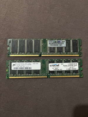 RAM memories Crucial and HP used, unknown condition, set of 2