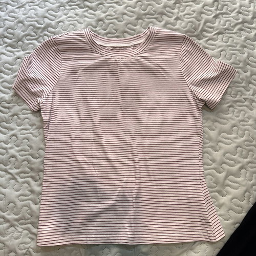 Basic women's T-shirts set size M like new, 2 pieces