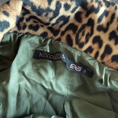 Nidodileda winter blazer unused, size M, black and green