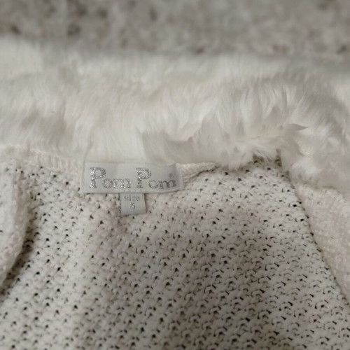 White poncho cape like new for girl