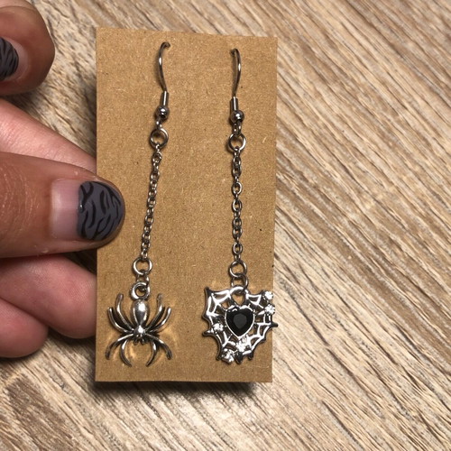 Handmade Y2k boho fairy gothic earrings new, black and silver