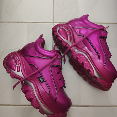 Buffalo Vegan Metallic Napa Sneakers Size 39 Like New Hot Pink