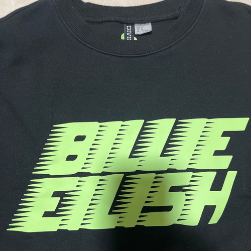Billie Eilish sweatshirt black medium size in very good condition