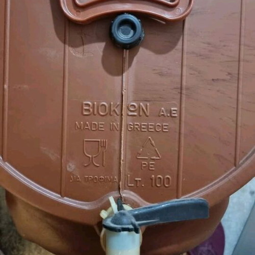 Wine barrels like new, 2 pieces, 80 liters