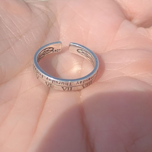 Silver 925 Adjustable Ring like new