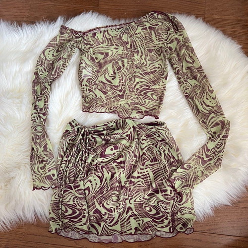 Skirt Bershka brand new, size S, colorful green