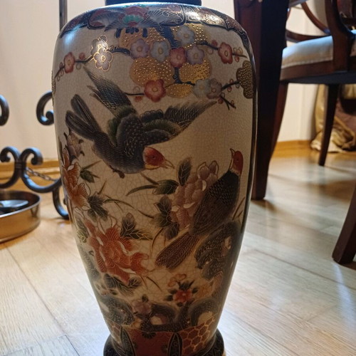 Satsuma vase authentic, new, hand-painted