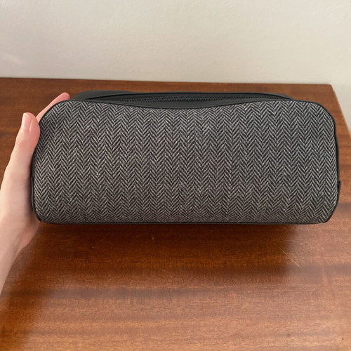 Jo Malone London men's cosmetic bag dopp kit like new, black and grey
