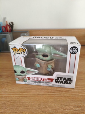 Funko Pop Star Wars Grogu with Cookies 465 used