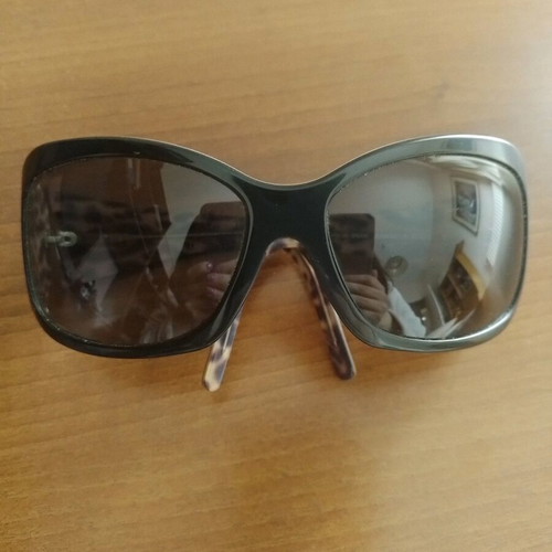 Dolce & Gabbana sunglasses in very good condition with rhinestones