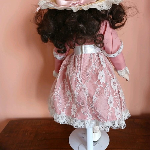 Heritage Mint Ltd 1988-1989 porcelain dolls pack of 3 used