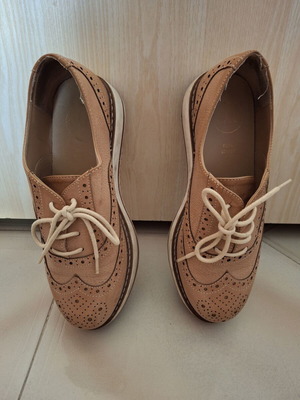 Oxford Exe boots size 37 used, beige and pink