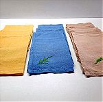 Σετ 12 λινά πετσετάκια σε τρία χρώματα και κεντήματα
