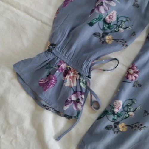Floral vintage blue shirt like new, size M/L
