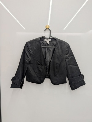 Women's cropped jacket used, size 40, black